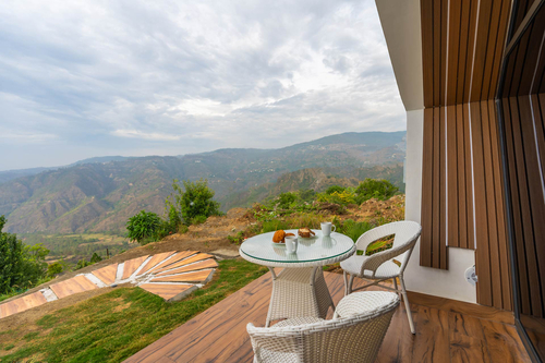 Luna Nova W/ Outdoor Pool - Ranikhet