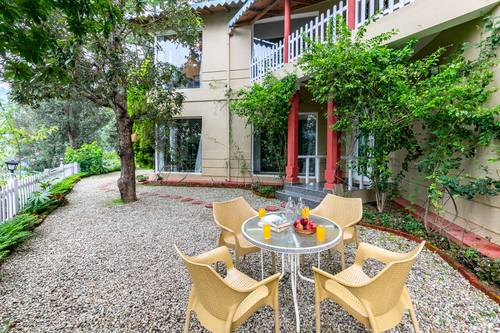 3 Rooms @ Mistletoe House