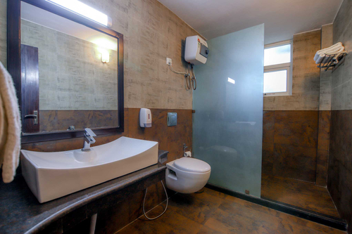 3 Rooms @ Mistletoe House