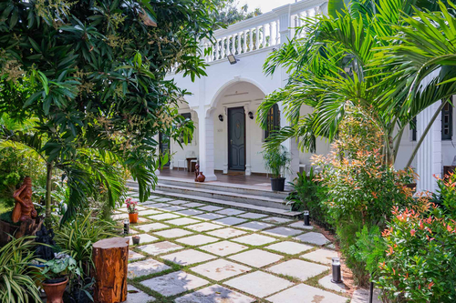 Agam Villa