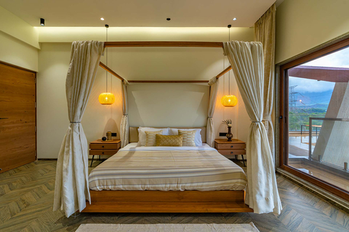 Amorist Villa