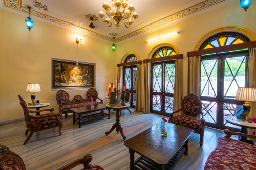 Bassi House