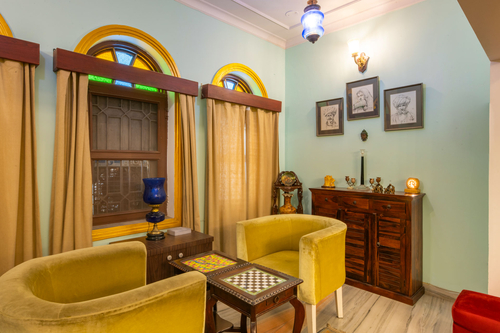 Bassi House