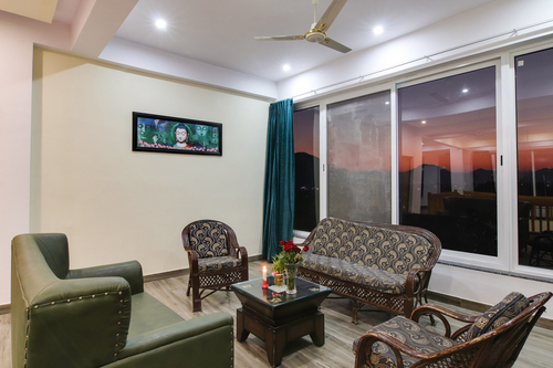 Beige @ Prathaniya Villa