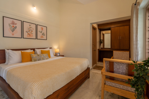 Clove @ Spice Notes - Bison Valley