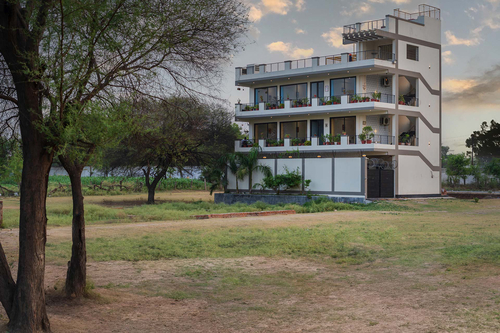 Ivy @ Serenity by the Ganges