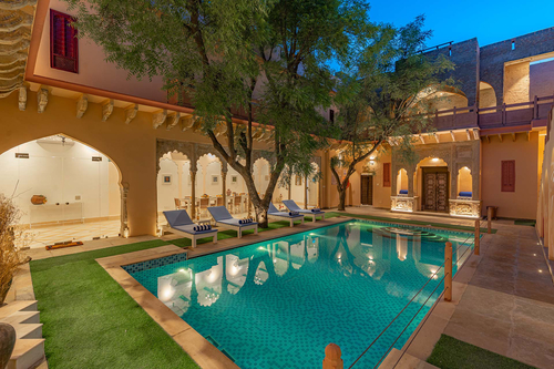 Khohar Haveli - Gurgaon W/ Breakfast Included