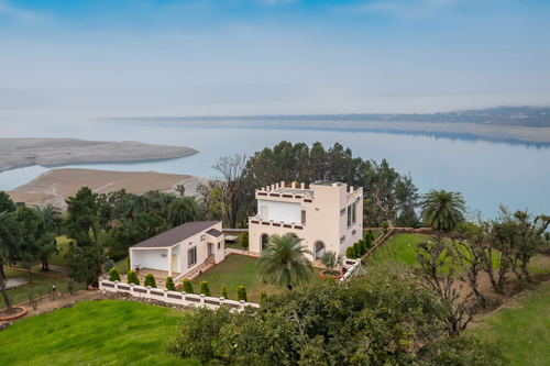 Lake Pearl Serenity