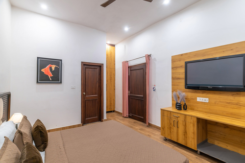 Leela Retreat