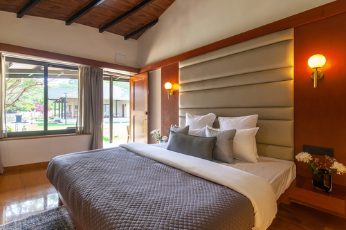 Lush Villa - Igatpuri