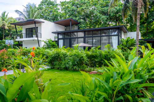 M Villa