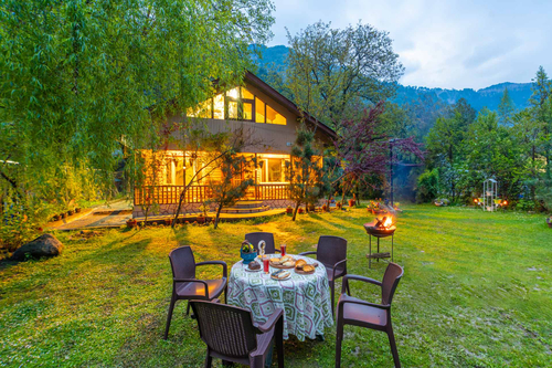 Maryam Cottage