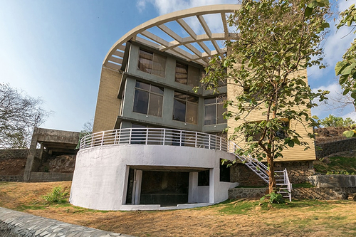 Elevar Villa