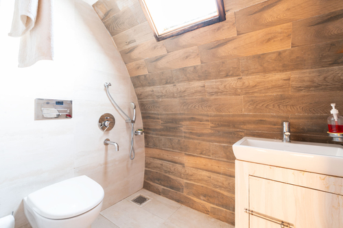 Nirvana Dhar - Book Individual Cottages