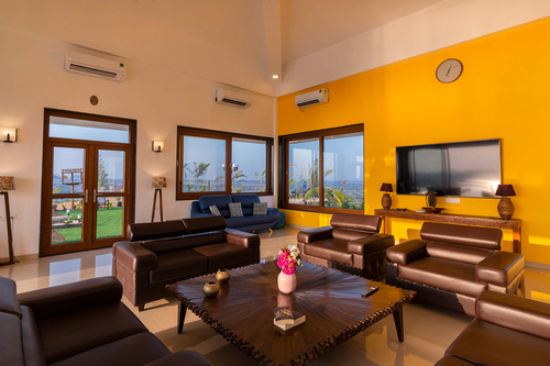 Pearl @ Sunset On The Lake - Igatpuri