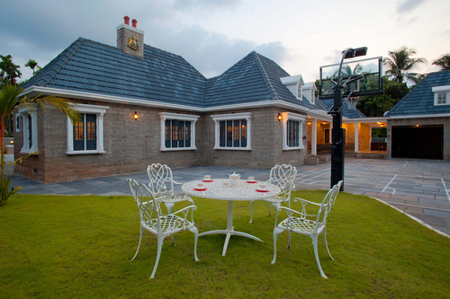 Pearl @ The Stone Villa