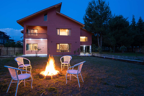 Pinewood Villa