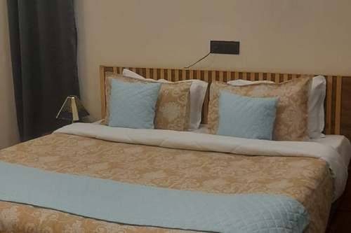 Pinewood Villa