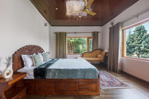 Pinewood Villa