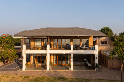 Ridgewood Mansion