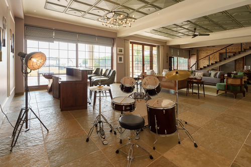 Ridgewood Mansion
