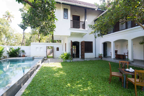 Balcony Room @ Shalom Villa