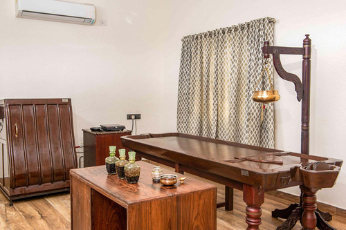 Room 1 @ Springhills Villa & Ayurvedic Spa