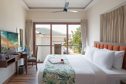 Sapphire Sands