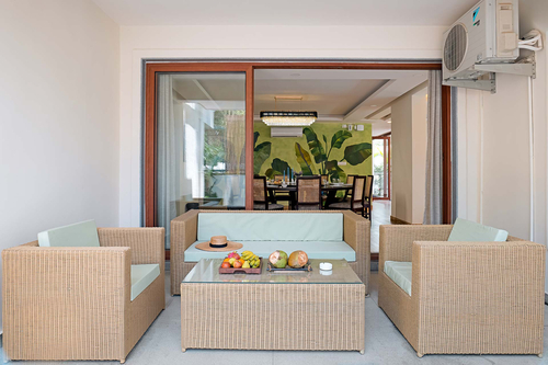 Sapphire Sands