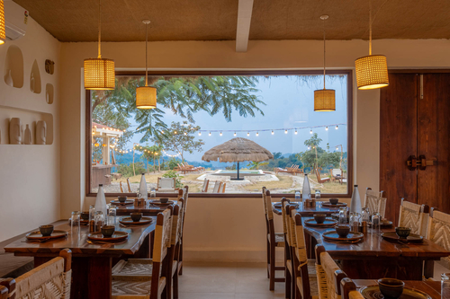 Sheesham @ Artisanal Heights w/ Jacuzzi and Infinity Pool