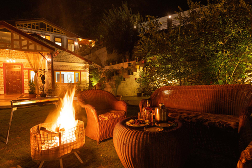 Spirits Unplugged w/ Outdoor Pool