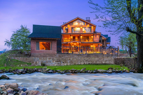 Teak @ Swiss Chalet - Tangmarg - 3BR