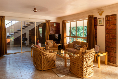 The Conservancy Bungalow - Koyananagar