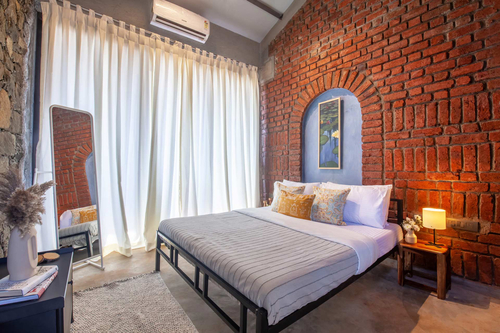 Cobblestone Cottage
