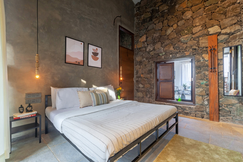 Cobblestone Cottage