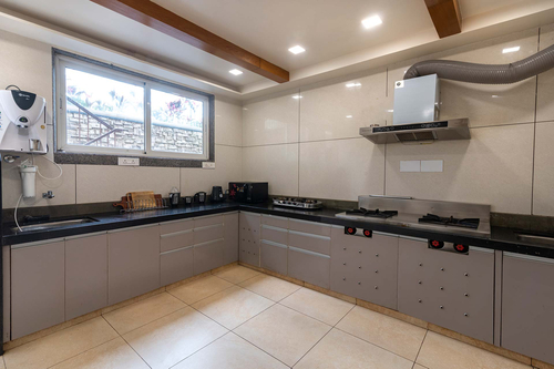 3 Rooms @ The Ourea