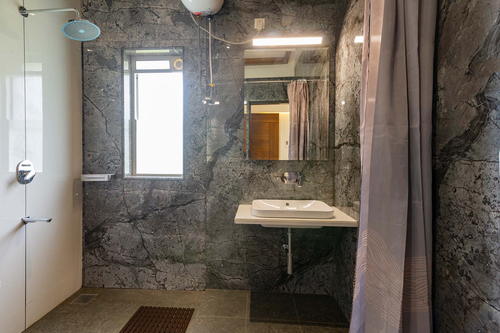 3 Rooms @ The Ourea