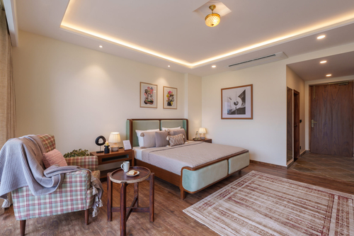 The Mohru Estate - Chail w/ Heated Pool