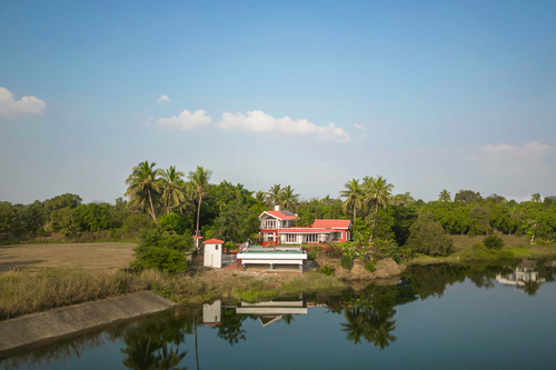 Waterway Retreat - Wada