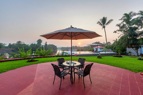 Waterway Retreat - Wada