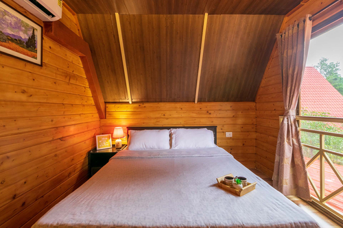 Wooden House - Wada