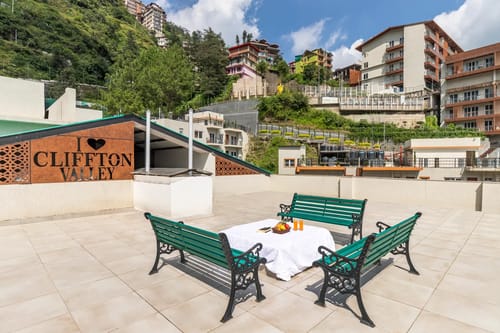 Cliff Perch | 3-BHK | Kitchen | Outdoor Sitting Area | Lift – 3 bedroom villa in Shimla, Himachal Pradesh