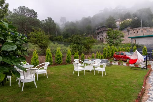 The Pine Melody | Pet-friendly 4-BHK Retreat With Private Plunge Pool & Garden – 4 bedroom villa in Kasauli, Himachal Pradesh