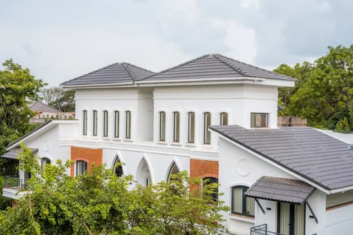 Laguna Pulse | Luxe Pet-friendly 4-BHK Retreat With Private Pool, Garden & Bar