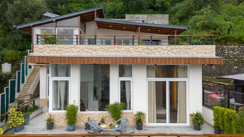 Antarmann Casa Mirage | 3-BHK | Terrace | Lake View – 3 bedroom villa in Nainital, Uttarakhand