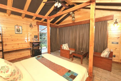The Dove - Cottage with Jacuzzi – 1 bedroom villa in Mussoorie, Uttarakhand