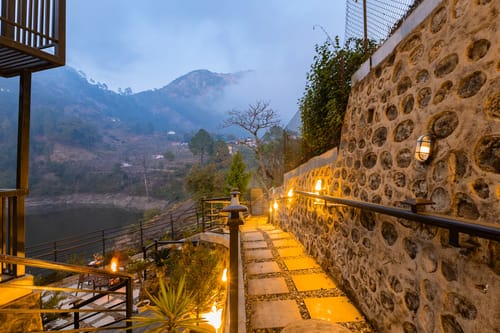 Lakefront Escape | Charming 2-room Suite with Sit-out area, Lake Views & Outdoor deck – 2 bedroom villa in Nainital, Uttarakhand