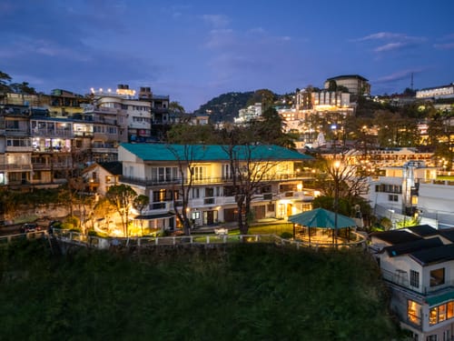 The Royal Pine – 3 bedroom villa in Mussoorie, Uttarakhand