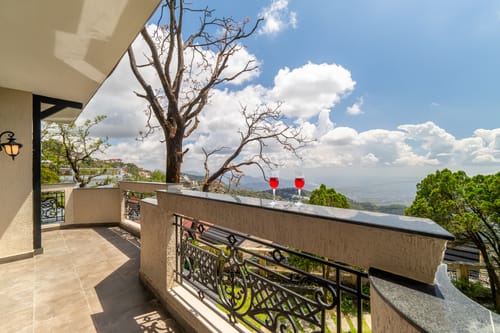 The Royal Pine – 3 bedroom villa in Mussoorie, Uttarakhand