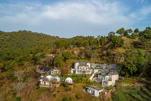 GLAMPS @ ILIKA W/ Jacuzzi – 3 bedroom villa in Kasauli, Himachal Pradesh